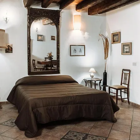 Filippo's Holiday House